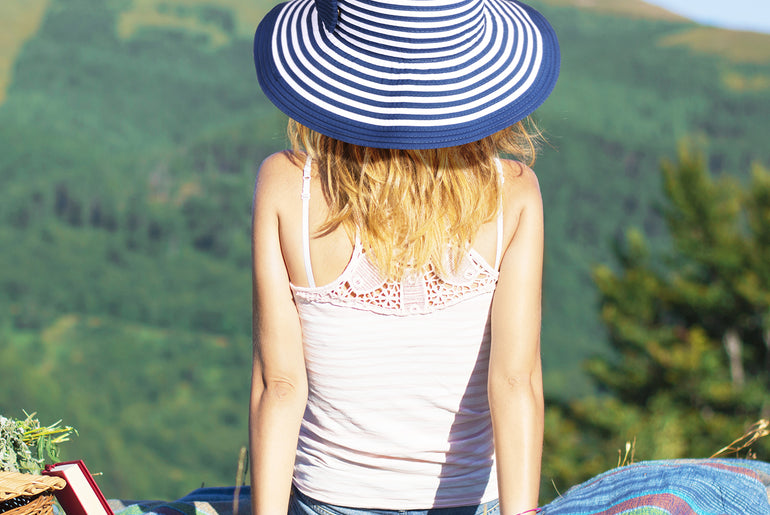 Tirrinia Elegant Chic Women's Striped Straw Hat with Bow Tie product image 5